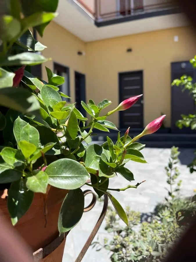 “I Niputeddi” Villa Nicolosi