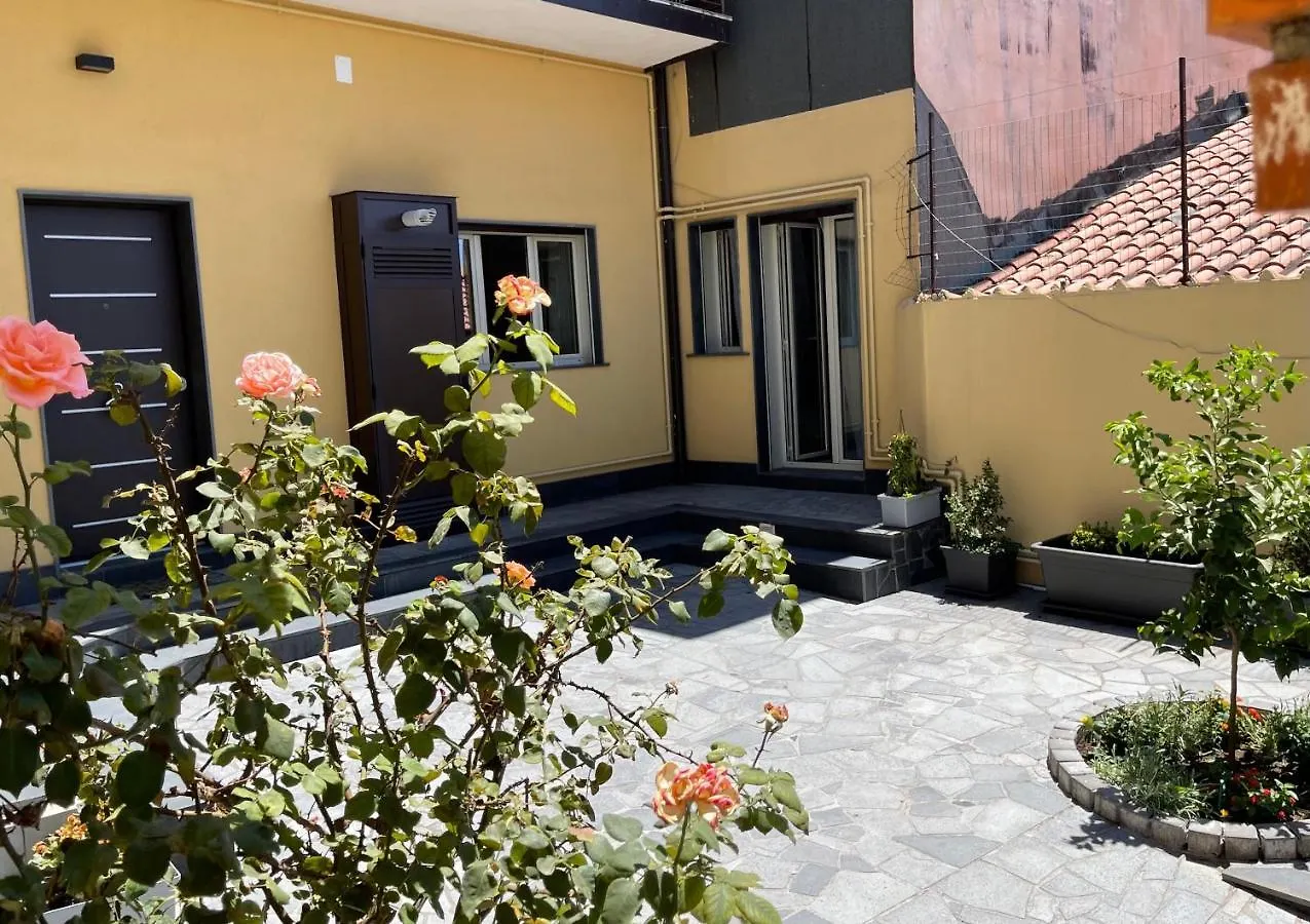 Casa vacanze “I Niputeddi” Villa Nicolosi