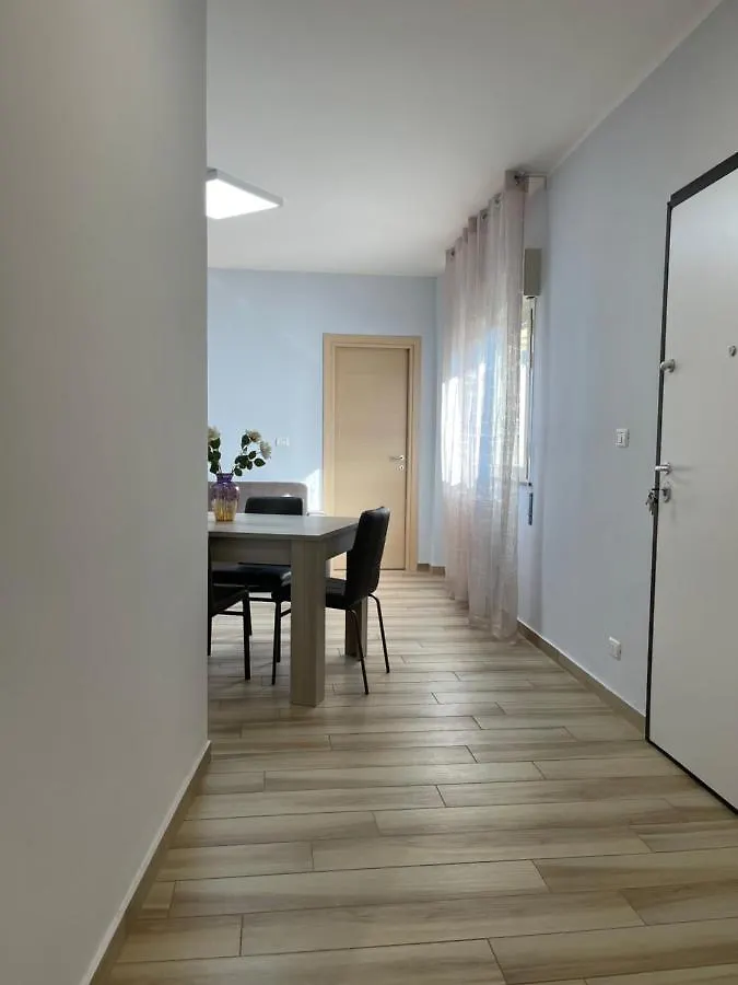 “I Niputeddi” Villa Nicolosi 0*,